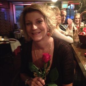 Meet your Posher, Julie